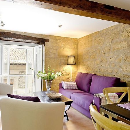 Apartamentos Turisticos Los Zapatos Morados Харо Екстериор снимка