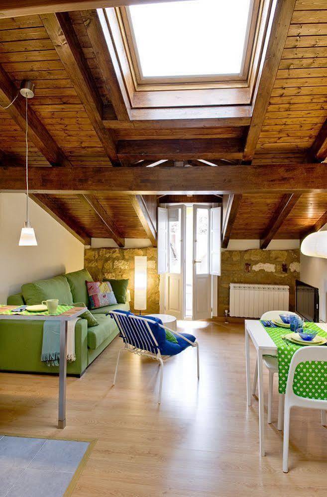 Apartamentos Turisticos Los Zapatos Morados Харо Екстериор снимка